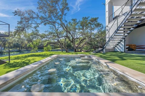 Outdoor pool, a heated pool