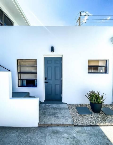 d19ead6b-2a4f-4f28-90c0-84dc7ea39855