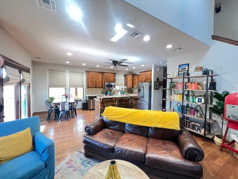 Image picker 37FFAAE4 1A04 40C3 8917 8BF097A6C173 7202 000001C9171FDB1B