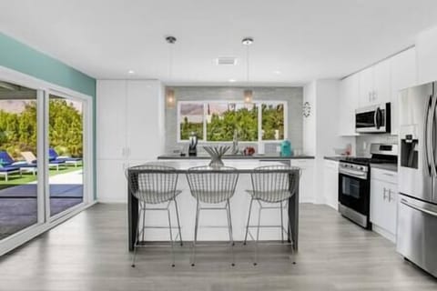 34711705 c324 43d5 9ab7 4c75292a0ed1