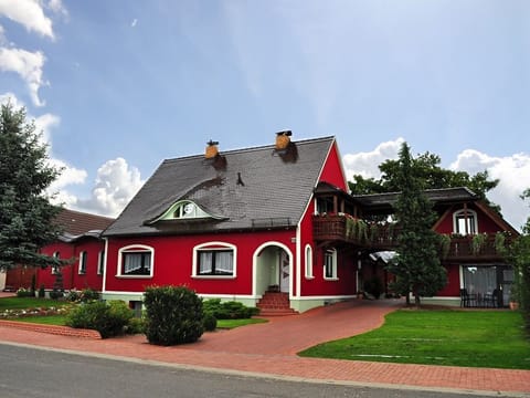 Spreewaldbalkonhaus - Doppelzimmer Cottage in Lübben