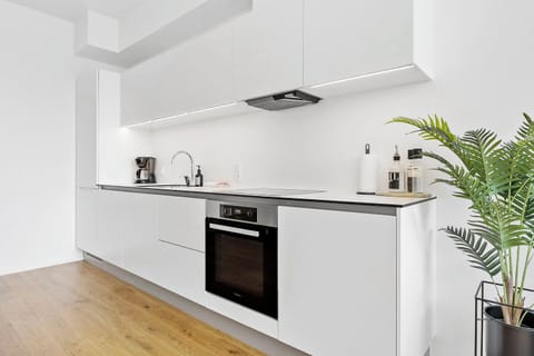 Fully equipped kitchen with all amenities you need to show off your cooking skills