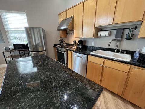 Electrolux gas cooktop and oven. New Bosch dishwasher.