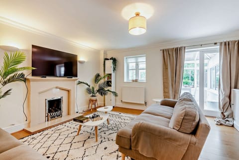 5 Stone Cottage Sitting Room - StayCotswold