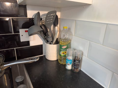 0ac71001-ec45-44ae-98ed-57944dd089ab