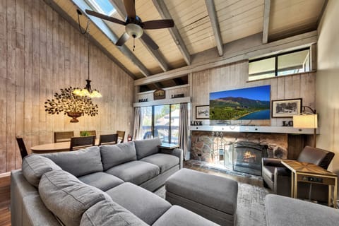 The loft over looks the living room and dining area perfect for the kids