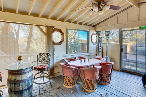 Screened Porch | Outdoor Dining Areas