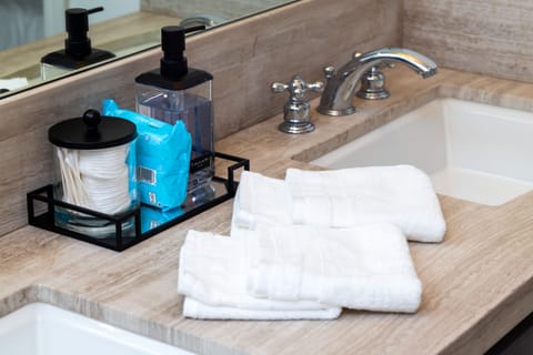 Bathroom amenities