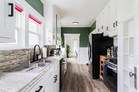 Spice rack, rice cooker, pots & plans - everything needed for your stay.