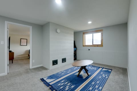 Leisure Room | Arcade Machine | 1st Floor