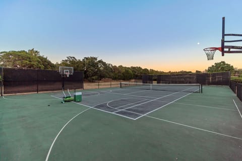 Sport court