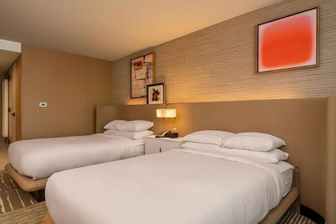 Comfortable Unit with 2 Double beds