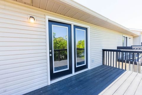 Hoosier Commonsairbnb