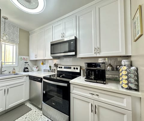 Fully stocked kitchen, and coffee bar