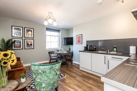 Canning Quarters, Liverpool - Host & Stay