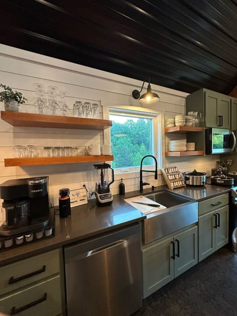 We really mean it when we say “fully stocked kitchen” and our guest reviews agree!