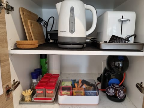 Fridge, microwave, stovetop, electric kettle