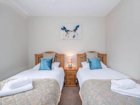 Twin bedroom | Moray Park, Culloden