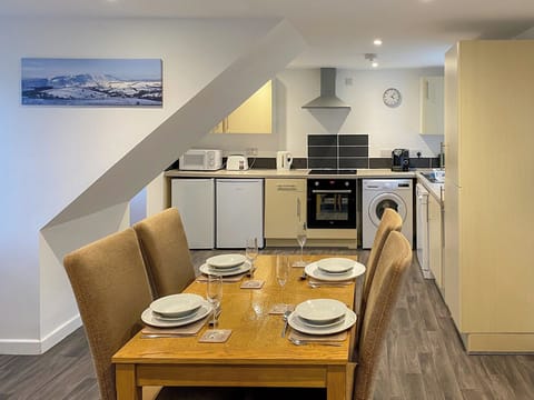 Dining Area | Otterburn 1, Gairloch