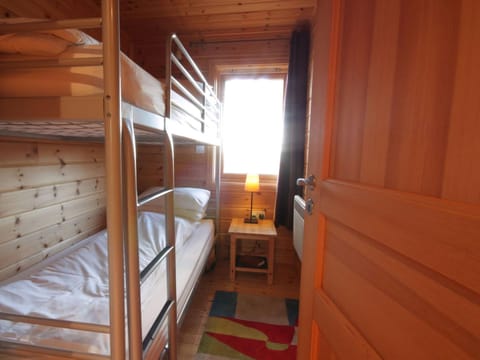 Bunk bedroom | Taigh Fiodha, Balintore