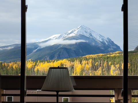 Dining room/kitchen view of Peak 1