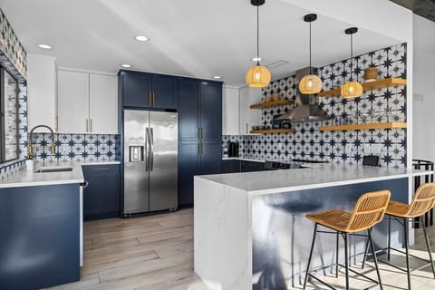 Full Kitchen with Scenic Views