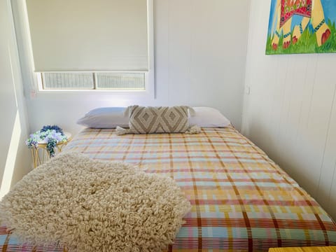 1 bedroom, desk, travel crib, bed sheets