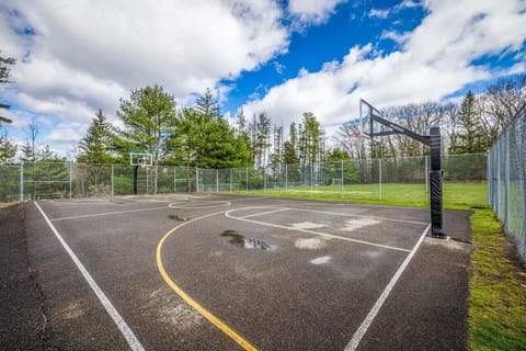 Sport court