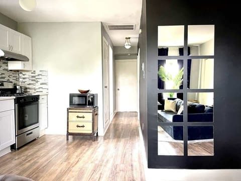 2nd Kitchen, 2nd Level