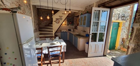 Property, Table, Wood, Chair, Interior Design, Floor, Flooring, Kitchen, Door, Cabinetry