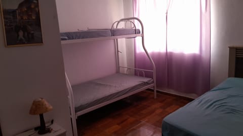 3 bedrooms, iron/ironing board, free WiFi