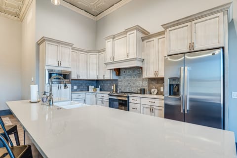 Kitchen | Dishwasher | Drip Coffee Maker