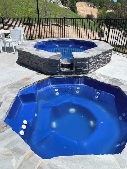 Indoor pool, outdoor pool