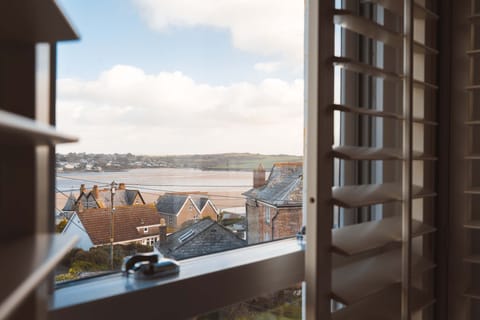 Driftwood, Padstow, Cornwall, self catering with Beach Retreats.