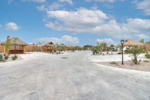Community Pool, In Town, Dog Park, Fishing, Wifi, Laundry Room, Walking Paths Campground/ 
RV Resort in Port Aransas