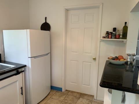 Fridge, microwave, stovetop, electric kettle