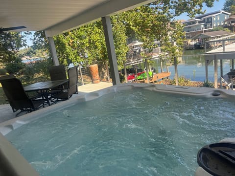 Hot tub added in September 2025.