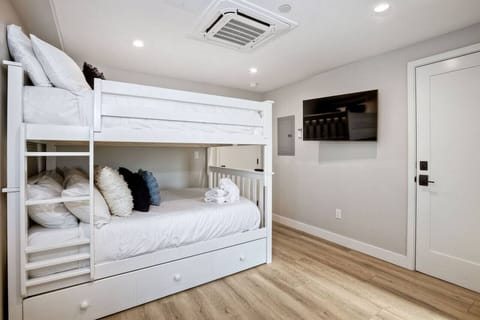 BEDROOM #2 - Individual room A/C and heater to control the temperature that`s just right for you. Flatscreen TV. Streaming services require guest accounts to access. Twin size beds