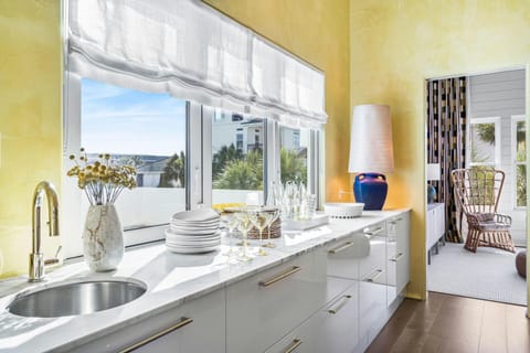 2nd wet bar next to dining area. Opens to the pool deck