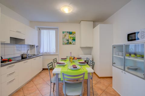 Kitchen and dining area