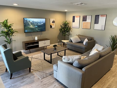 Living area | Smart TV, video games, foosball, books