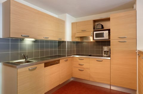 Make a tasty meal in your own kitchen!