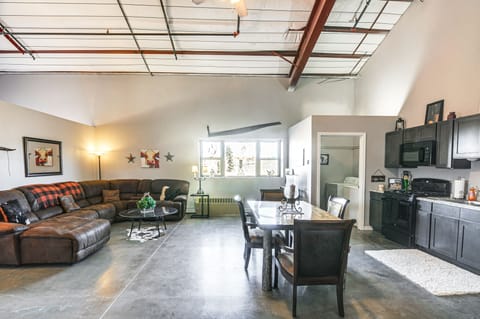 Living Room | Smart TV