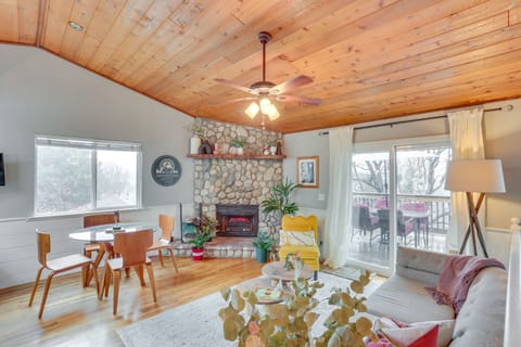 Crestline Vacation Rental | 3BR | 2BA | 1,800 Sq Ft | Stairs Required