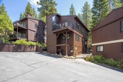 Stand alone Townhouse