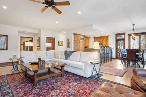 1703777577990-106-15