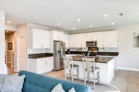 Breakfast Bar | 1st Floor