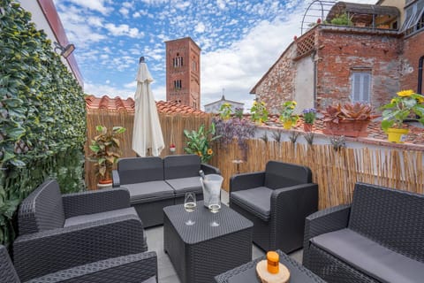 Autumn, Balcony / Terrace / Patio, Spring, Summer