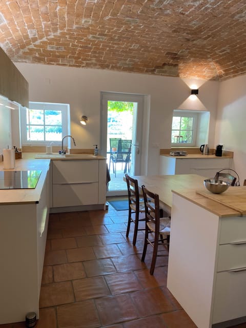 Cuisine neuve toute équipée