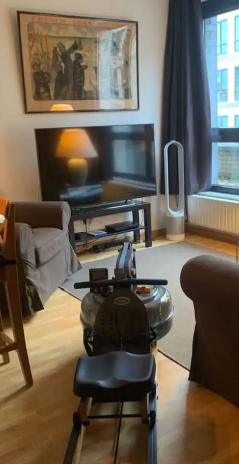 State of the art rowing machine for the sporty guests!